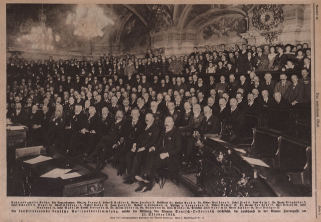 Die Abgeordneten der mehrheitlich deutschen Wahlbezirke des Abgeordnetenhauses der österreichischen Reichshälfte der Monarchie bei ihrer ersten Vollversammlung im Niederösterreichischen Landhaus am 21. Oktober 1918.
